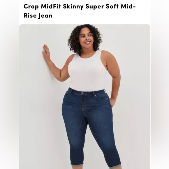 Lot of 2pair of TORRID  jeans white/crop boyfriend blue/crop midfit super skinny - Picture 1 of 16